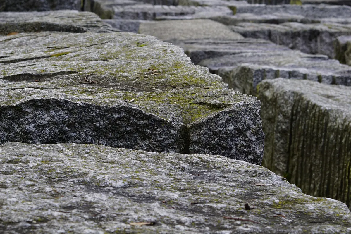 How Slate Is Quarried and Split: A Step-by-Step Look Inside a Welsh Quarry